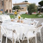Topika Round Table Cloth - 12 Piece Disposable White Tablecloths for Table
