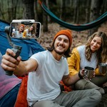 Topika - Wireless Selfie Monitor Screen For Phone With Magnetic Mount