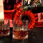 Topika Whiskey Gift Set for Men - 2 Glasses, 8 Whiskey Stones & Wooden Box